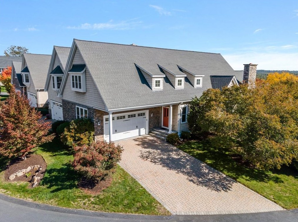 3 Spyglass Cir #d, Richmond, RI 02832