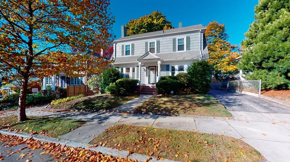 54 Lyndhurst Ave, Providence, RI 02908