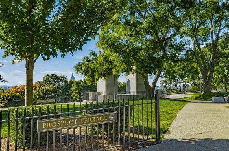 2 Cushing St, North Providence, RI 02906