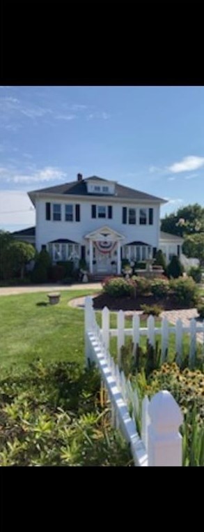 933 Atwood Ave, Providence, RI 02919