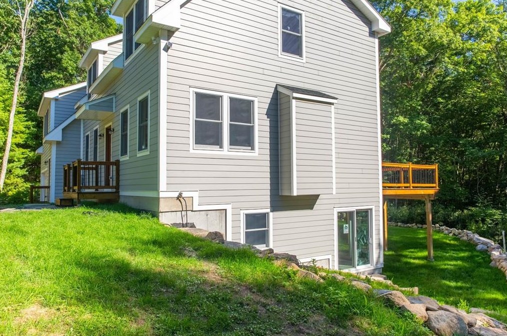 40 Henry Brown Rd, West Greenwich, RI 02817