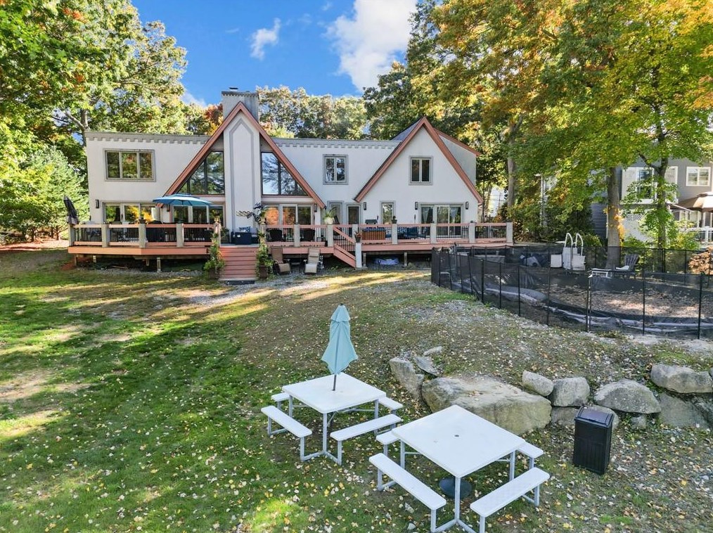 63 Shore Dr, Johnston, RI 02919 MLS 1322448 Coldwell Banker