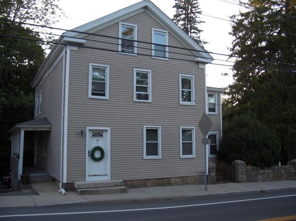 196 Pascoag Main St #b, Glocester, RI 02859