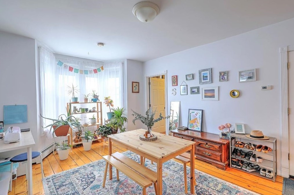 141 Grove St #2, Providence, RI 02909