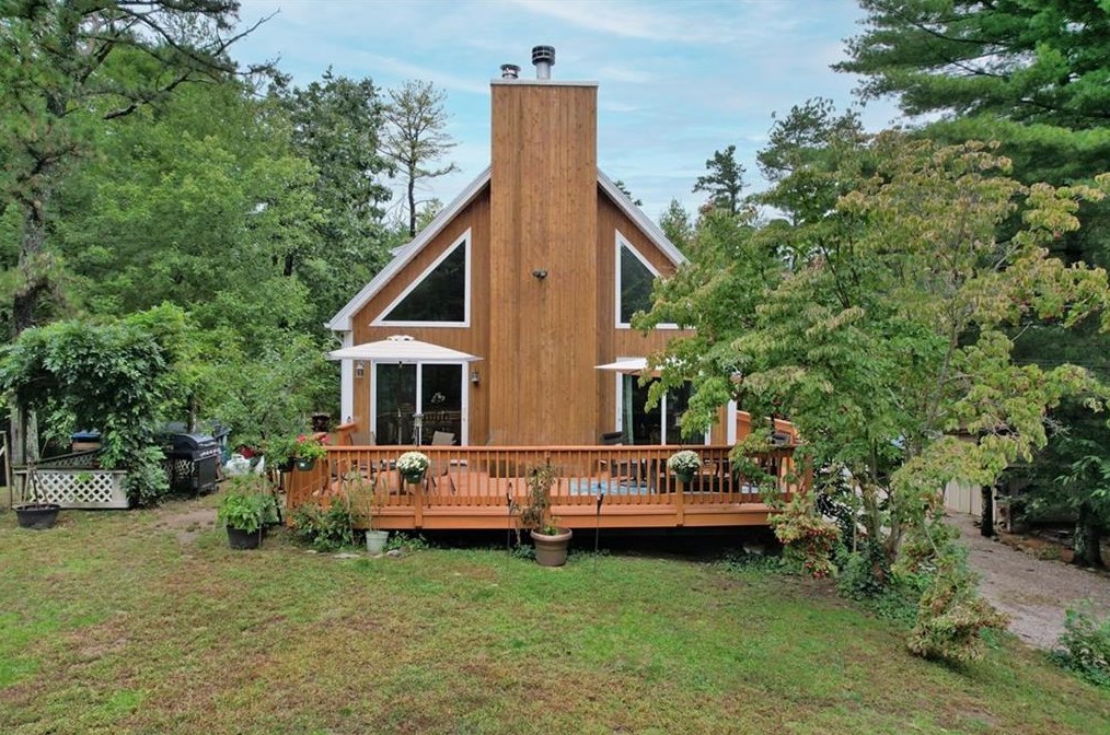 199 James Trail, Richmond, RI 02892