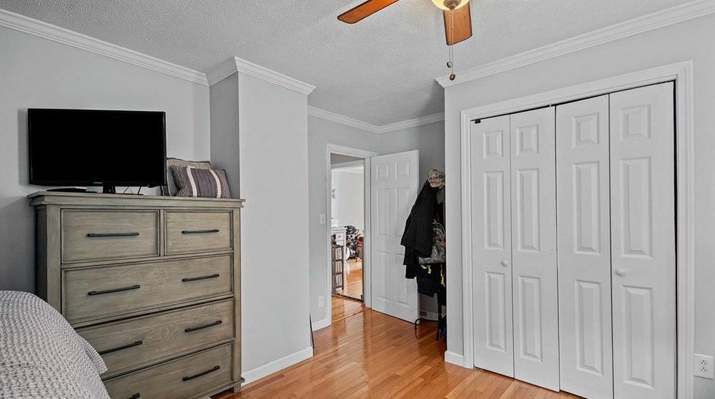 48 Vine St, East Providence RI  02914-4317 exterior