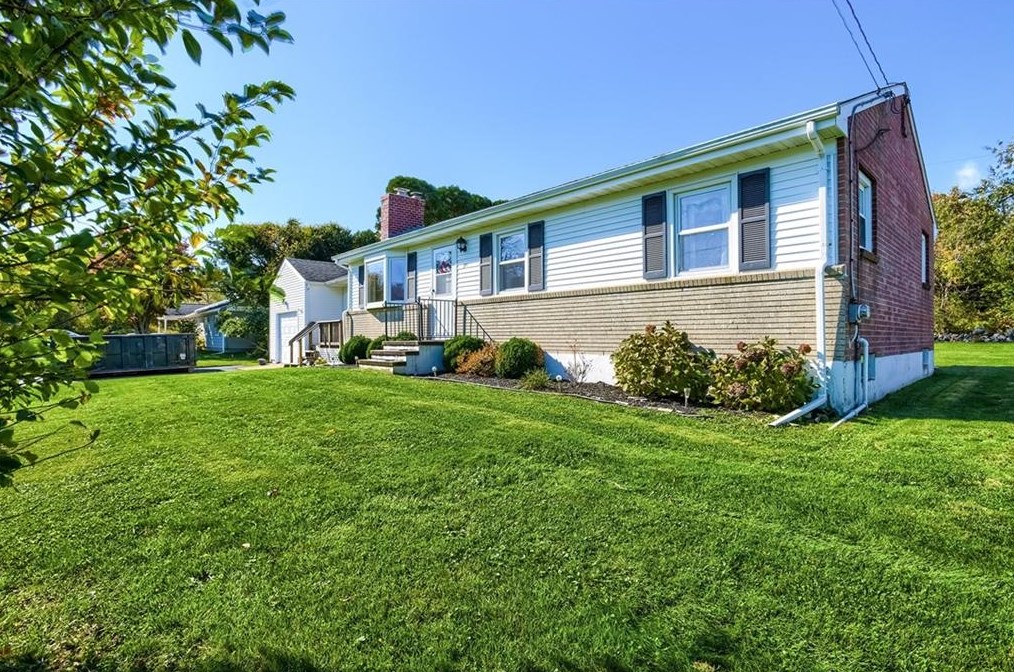 25 Cornell Rd, South Kingstown, RI 02882