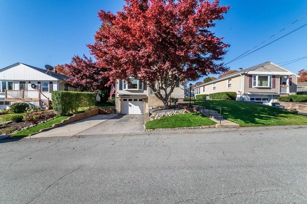 68 Brookside Ave, Providence, RI 02911