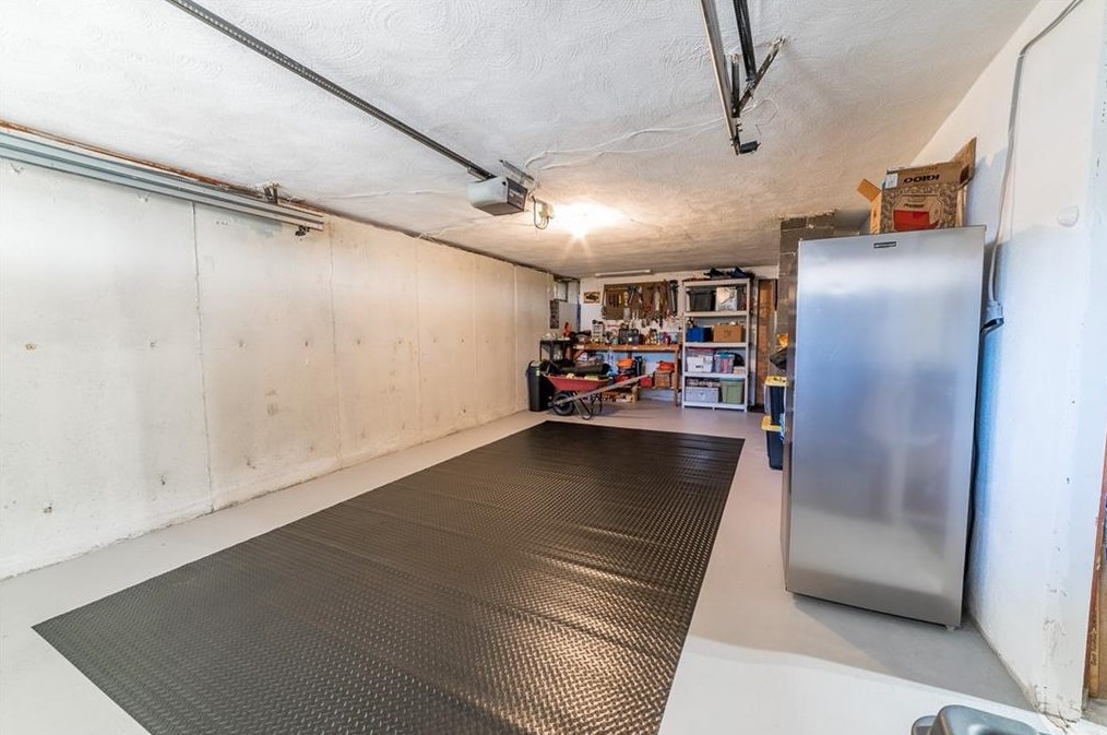 68 Brookside Ave, North Providence RI  02911-1538 exterior