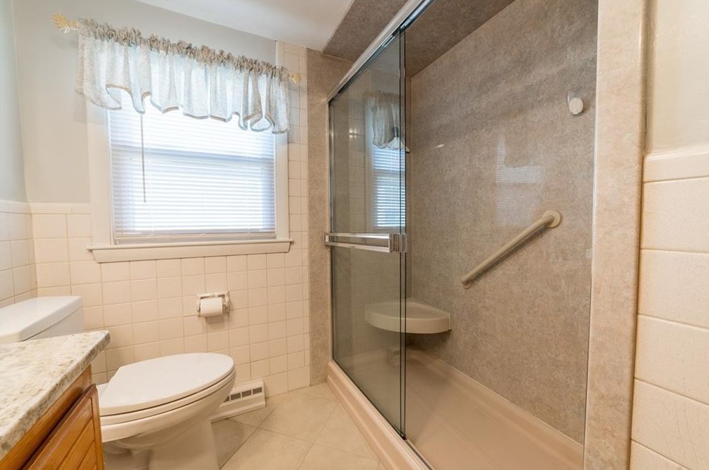 68 Brookside Ave, North Providence RI  02911-1538 exterior