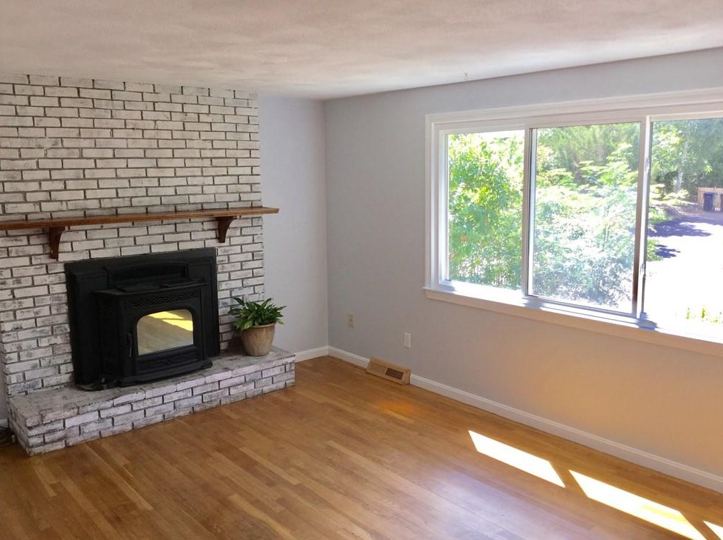 54 Ebony Ct, North Kingstown, RI 02852