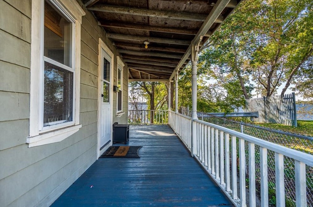 45 Jackson Ave, East Providence RI  02915-5418 exterior