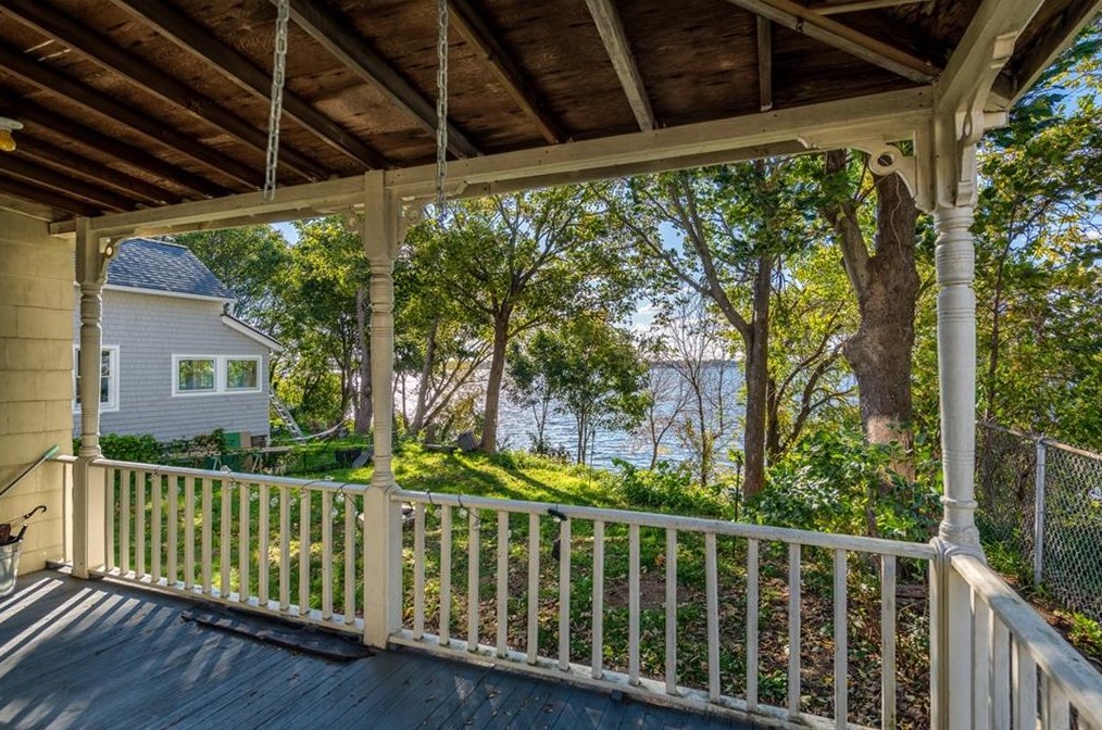 45 Jackson Ave, East Providence RI  02915-5418 exterior