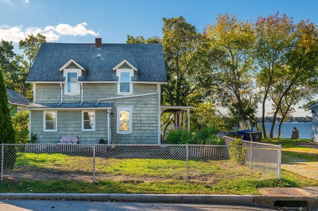 45 Jackson Ave, East Providence RI  02915-5418 exterior