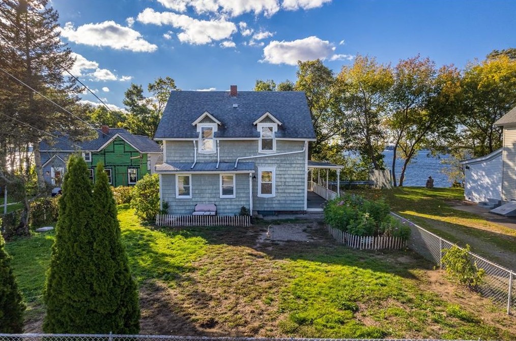 45 Jackson Ave, East Providence RI  02915-5418 exterior
