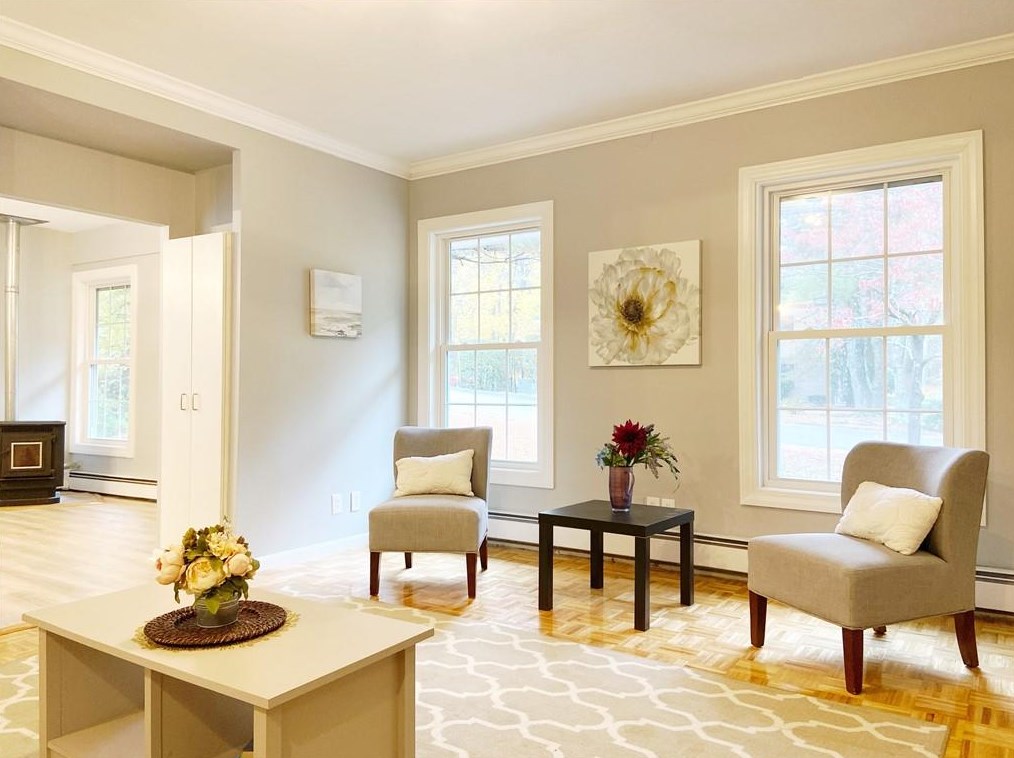 16 Apple Valley Pkwy, Smithfield, RI 02828