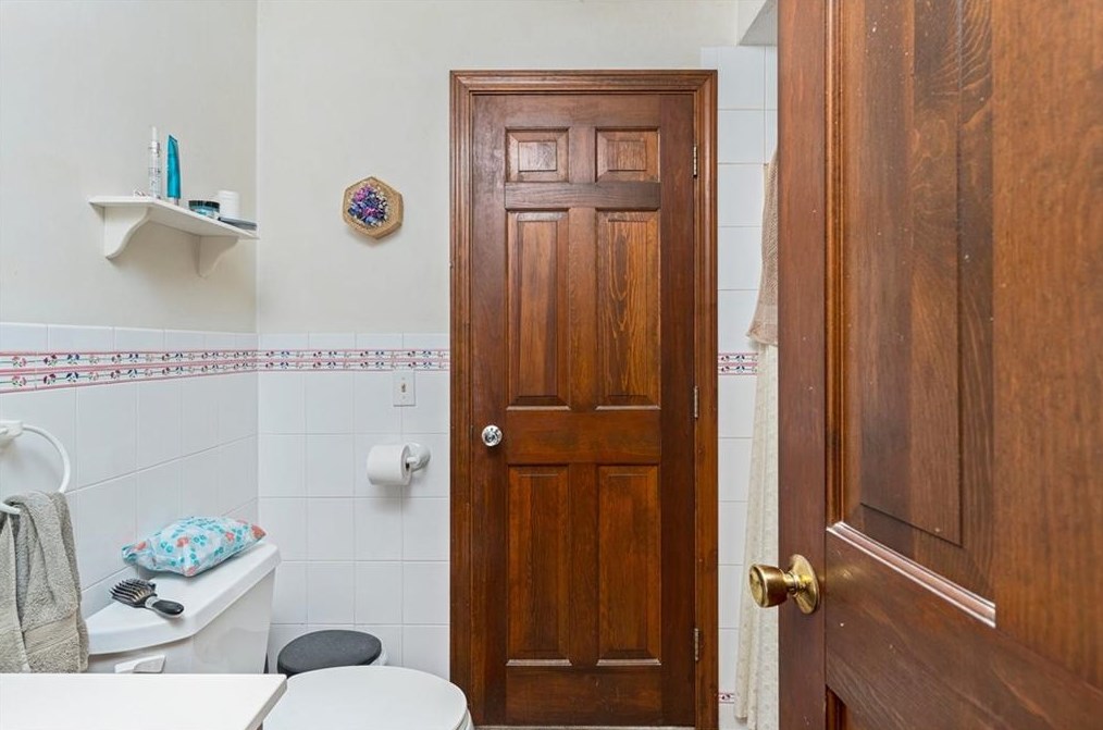 10 Mizzen Ave, Jamestown RI  02835-3026 exterior