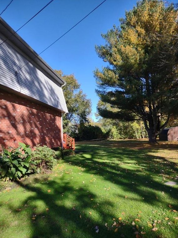 499 Dry Bridge Rd, North Kingstown, RI 02852