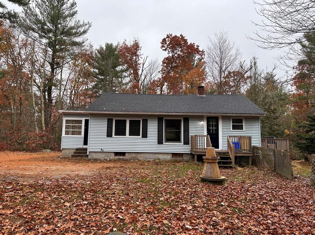 38 Pine Orchard Rd, Glocester, RI 02814