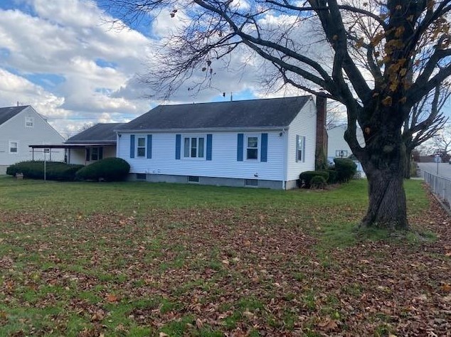 60 Clark St, Cumberland, RI 02864