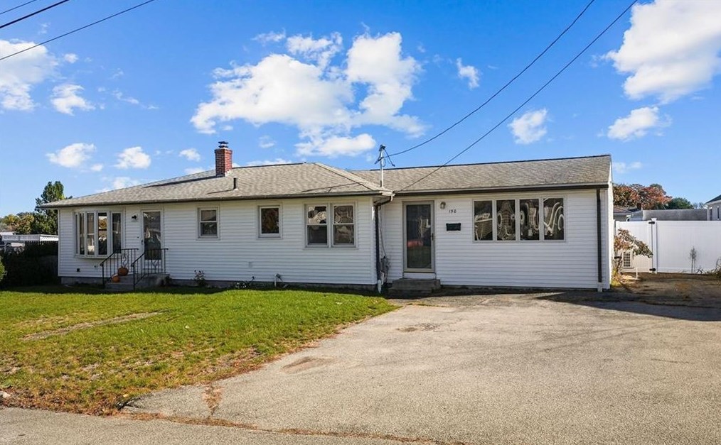 150 Madison Ave, Cranston RI  02920-2365 exterior