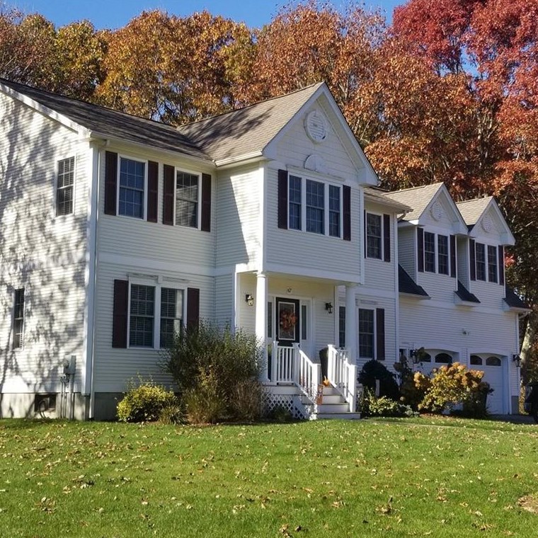 67 Ponte Ln, North Kingstown, RI 02852