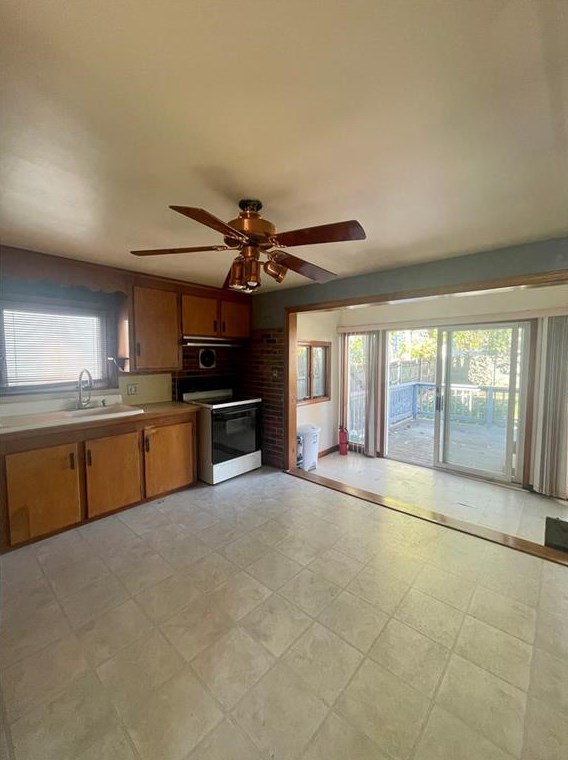 125 Samuel Ave, Pawtucket, RI 02860-1623
