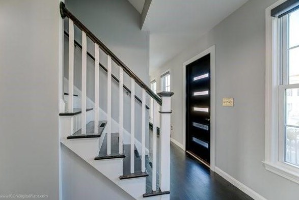 54 Easton Ave, Portsmouth, RI 02871