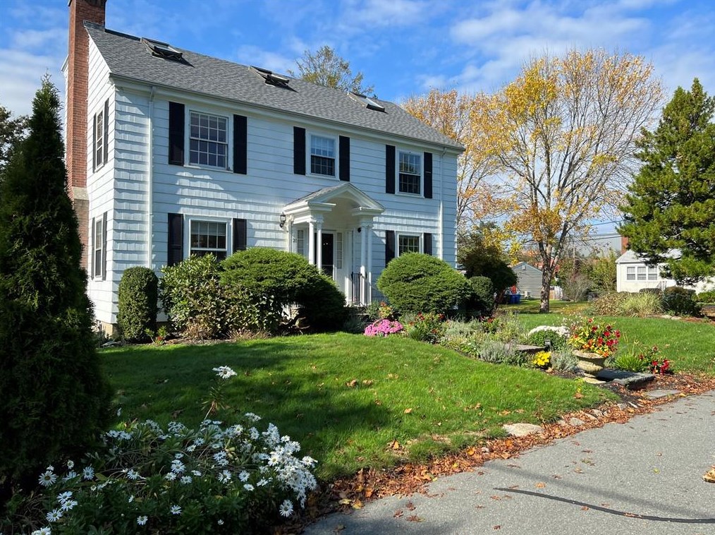20 Sagamore St, Middletown, RI 02840