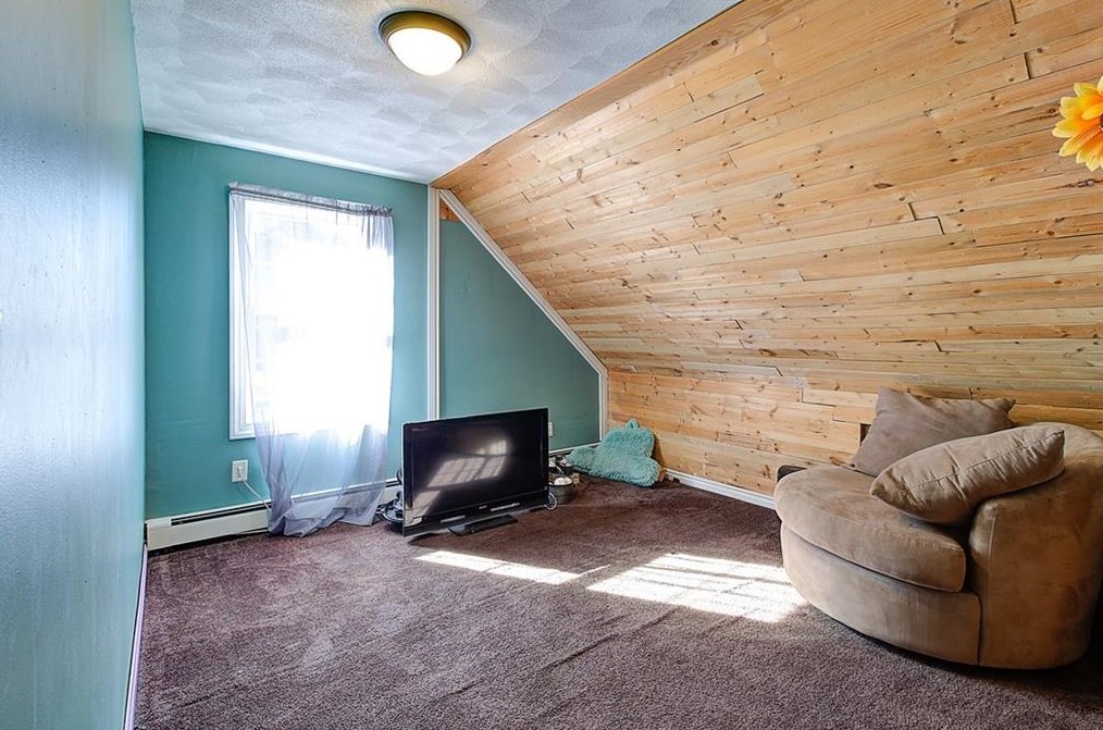 64 Lockwood St, West Warwick RI  02893-2109 exterior