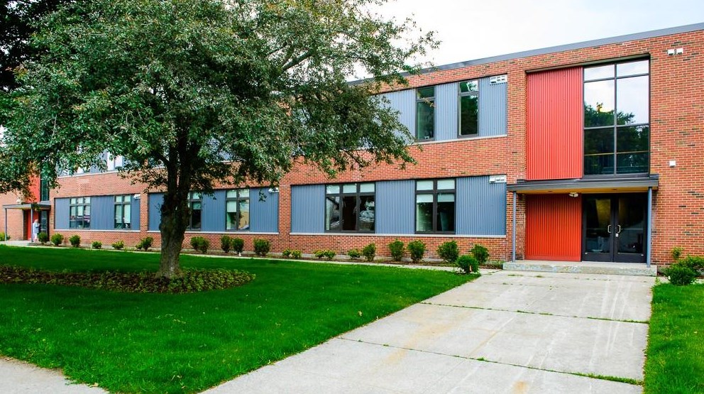 45 Poplar Dr #201, Cranston, RI 02920