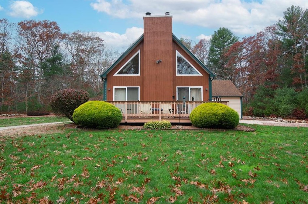 11 Rose Ln, Richmond, RI 02875
