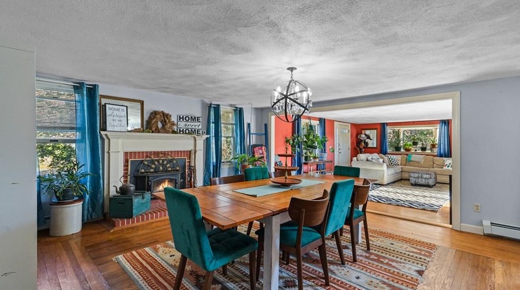 138 Gleaner Chapel Rd, Scituate RI  02857-1269 exterior