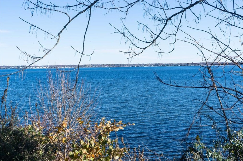 18 Dudley Ave #2, Warwick, RI 02889
