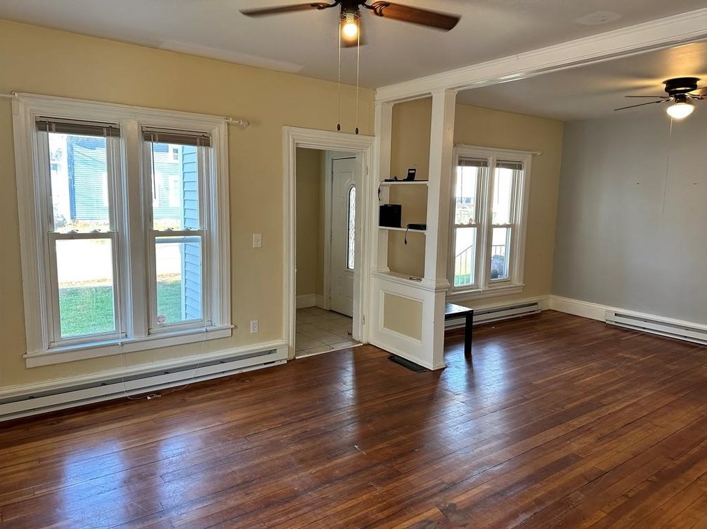 127 Sayles Ave, Glocester, RI 02859