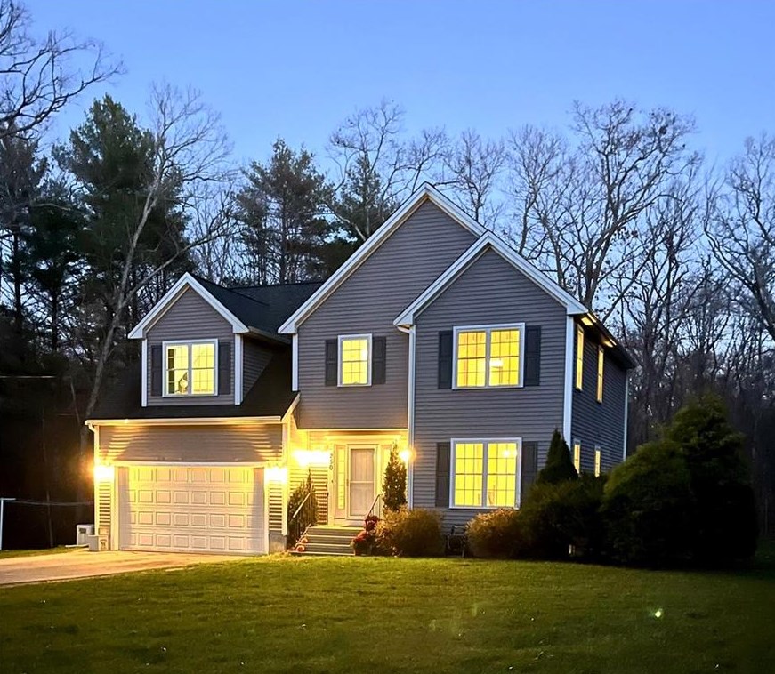250 Hammet Rd, Coventry, RI 02816