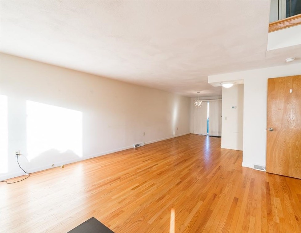 240 Mayfield Ave #c, Cranston, RI 02920