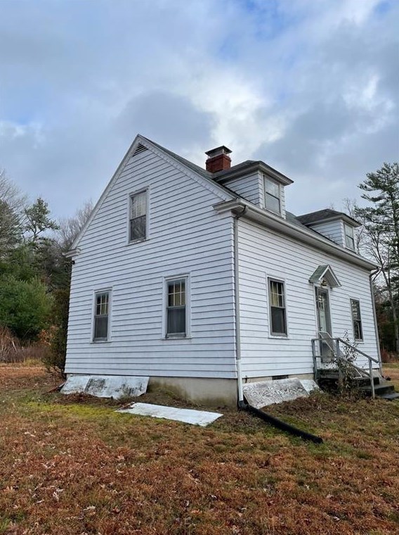 73 William Henry Rd, Scituate, RI 02857-2040