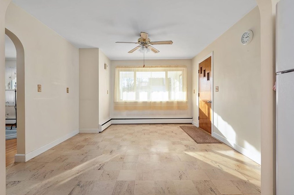 1940 Providence Pike, North Smithfield RI  02896-9304 exterior