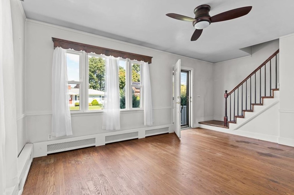 52 Kingswood Rd, Bristol RI  02809-1646 exterior