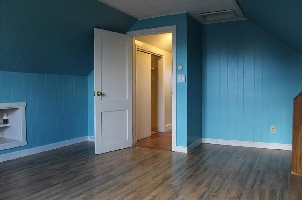 52 Kingswood Rd, Bristol RI  02809-1646 exterior