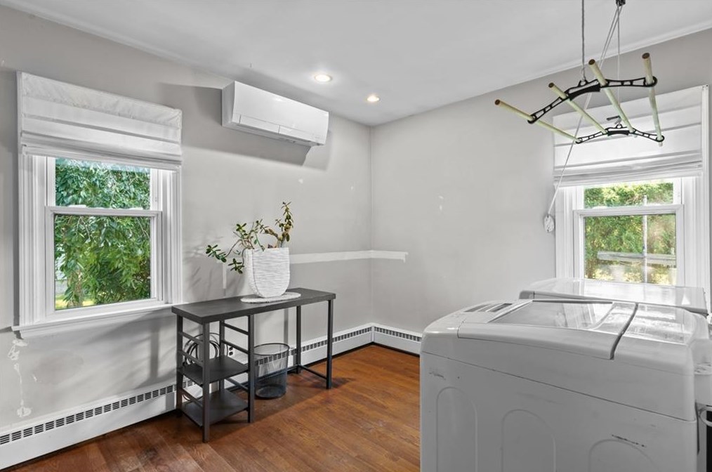 52 Kingswood Rd, Bristol RI  02809-1646 exterior