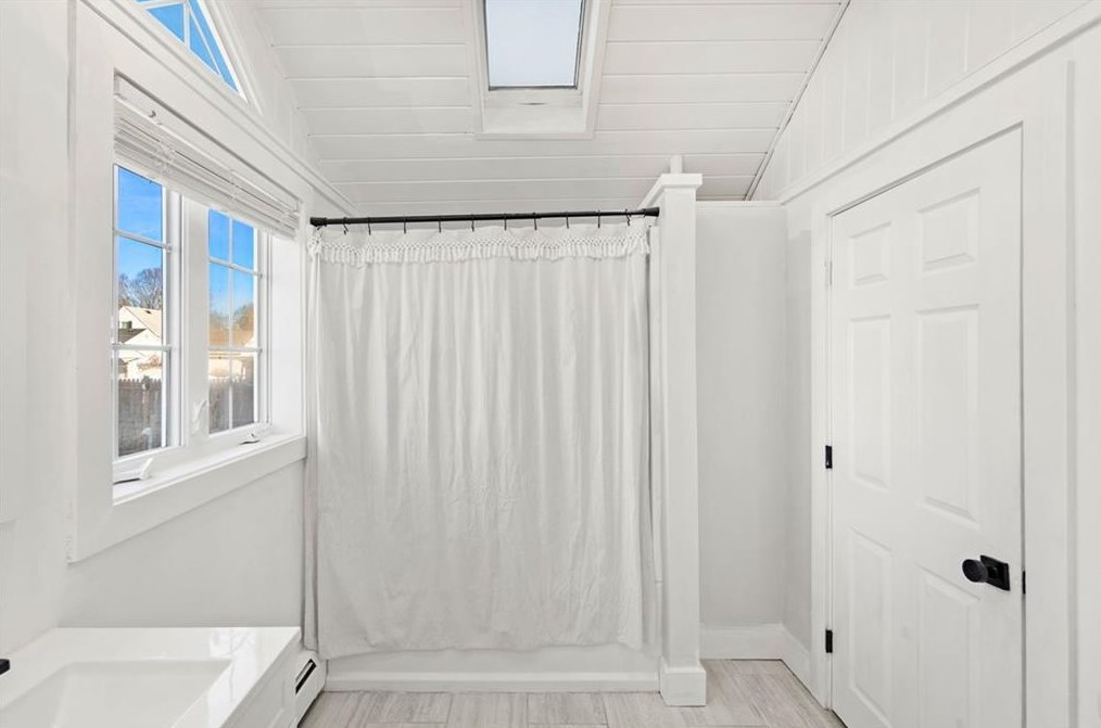 49 Randall St, Cranston RI  02920-5023 exterior