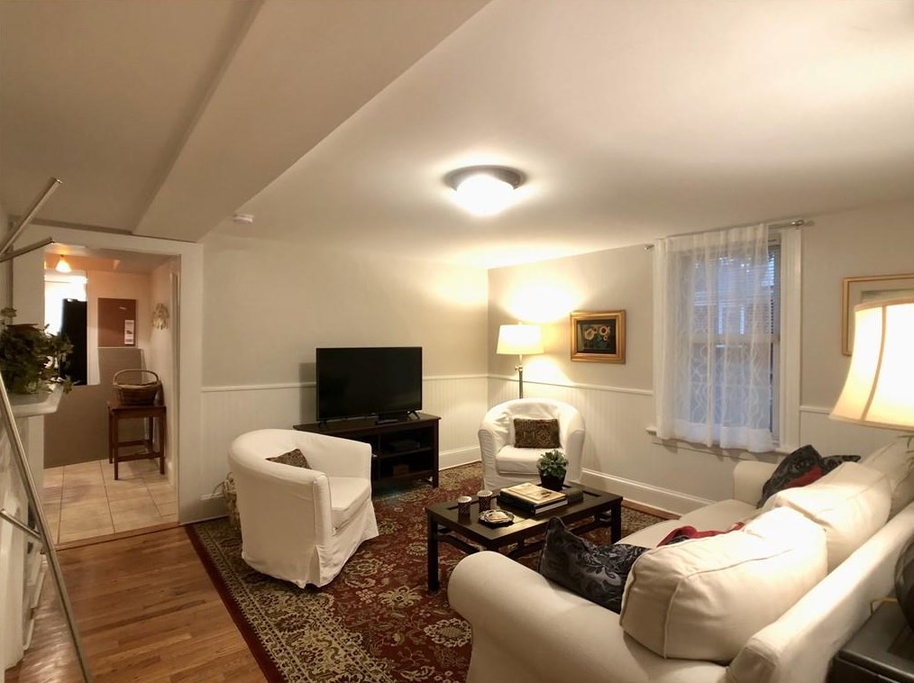 29 Gibbs Ave #2, Middletown, RI