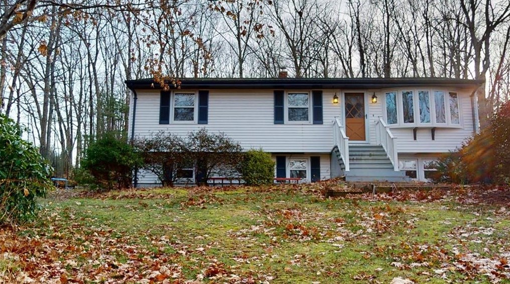 485 Tarklin Rd, Burrillville, RI 02839