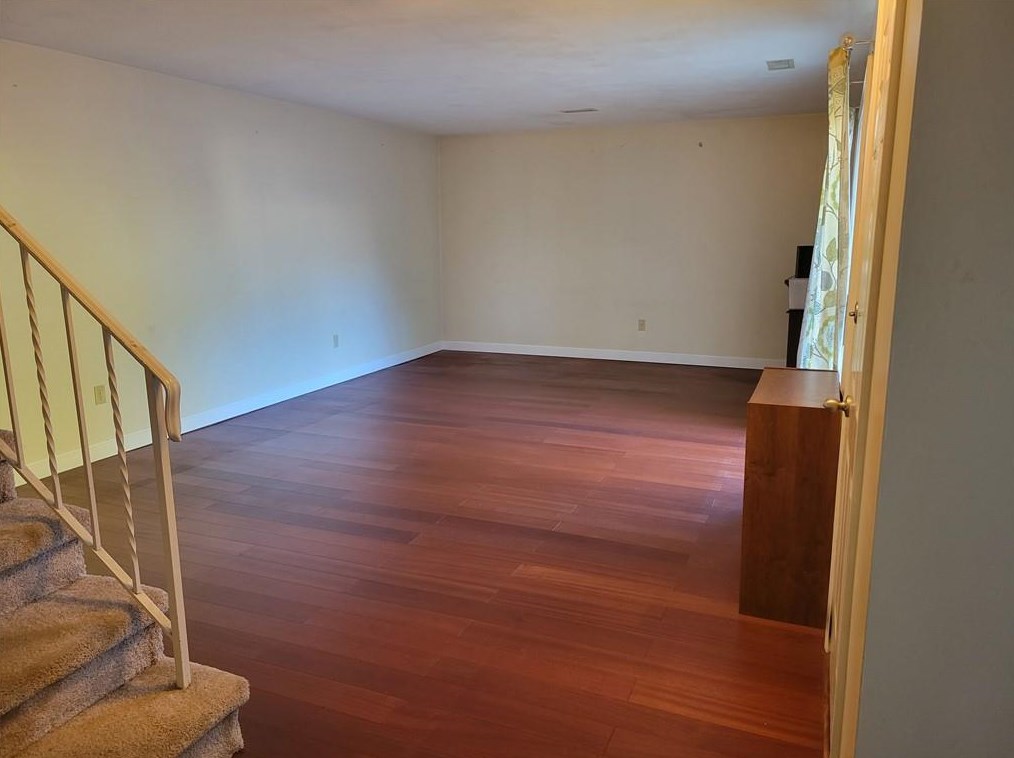 14 Caddy Rock Rd #c, North Kingstown, RI