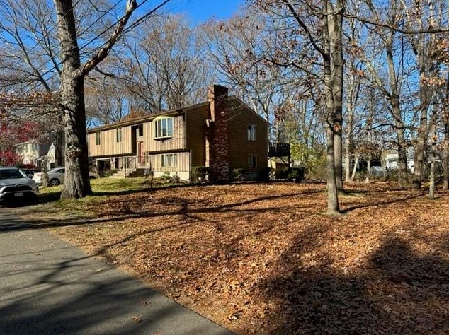 24 Oak Grove Ave, Barrington, RI 02806