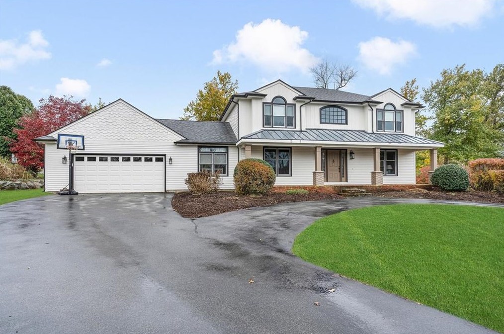 12 Jacobs Point Rd, Warren, RI 02885
