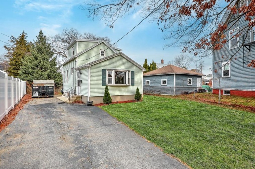 77 Reservoir Ave, Pawtucket, RI 02860