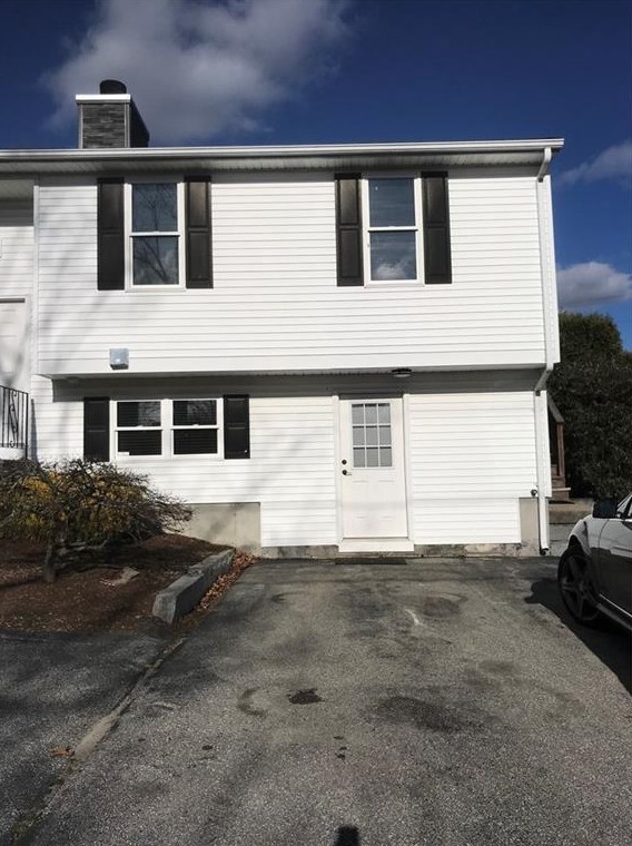6 Garner Ave, Providence, RI 02919